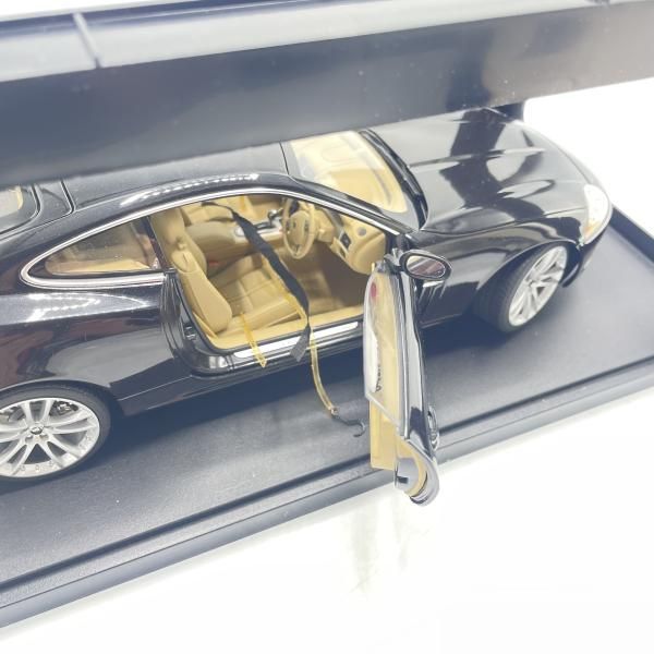 中古】1/18 ｵｰﾄｱｰﾄ ｼﾞｬｶﾞｰ XK ｸｰﾍﾟ 2006 (ﾌﾞﾗｯｸ) 開封/箱ｲﾀﾐ/箱日焼け