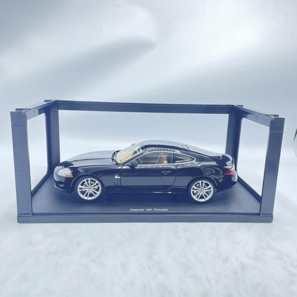 中古】1/18 ｵｰﾄｱｰﾄ ｼﾞｬｶﾞｰ XK ｸｰﾍﾟ 2006 (ﾌﾞﾗｯｸ) 開封/箱ｲﾀﾐ/箱日焼け