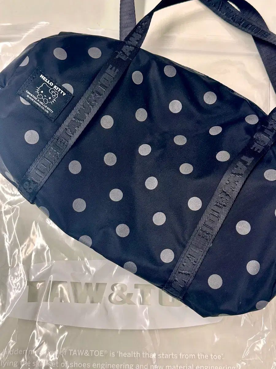 トーアンドトー ハローキティ ダブルバッグ 5,962円