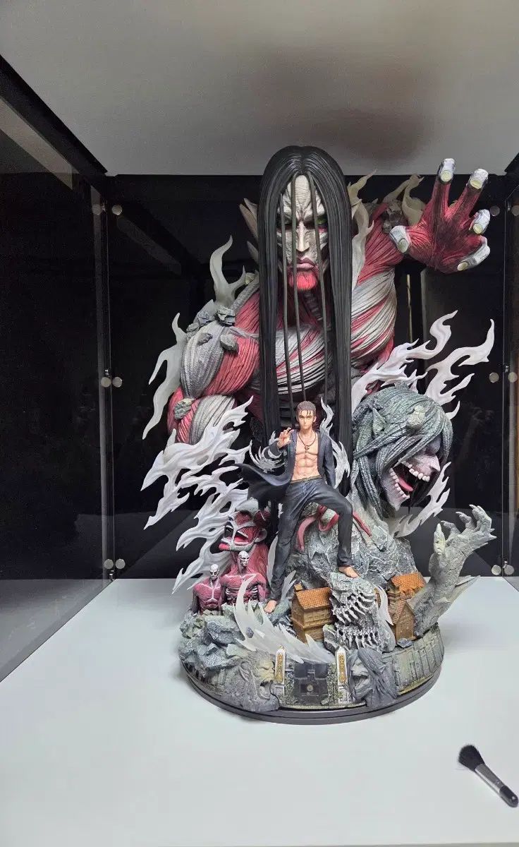 hertzエレン2 0 進撃の巨人 レジン 出品