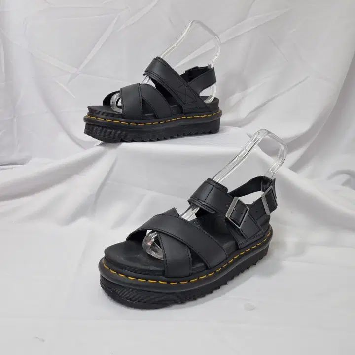 ドゥハヴィンテージ UK4/235 DR. MARTENS ボス 2 ストラップ サンダル スリッパ