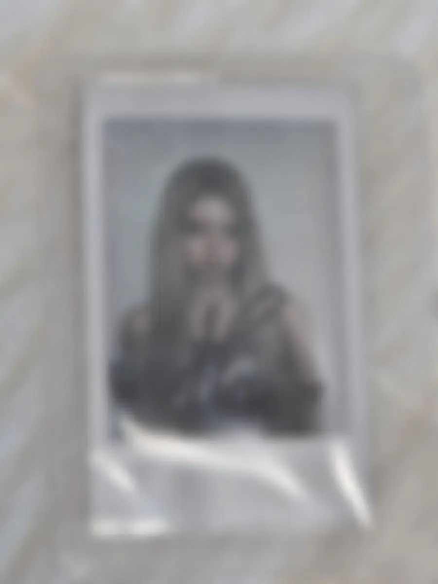 キキ 下 HAUM サイン入りポラロイド 写真 HAUM サイン入りチェキ サイン入りポラロイド KiiiKiii HAUM Signed Polaroid Photograph 43,319円