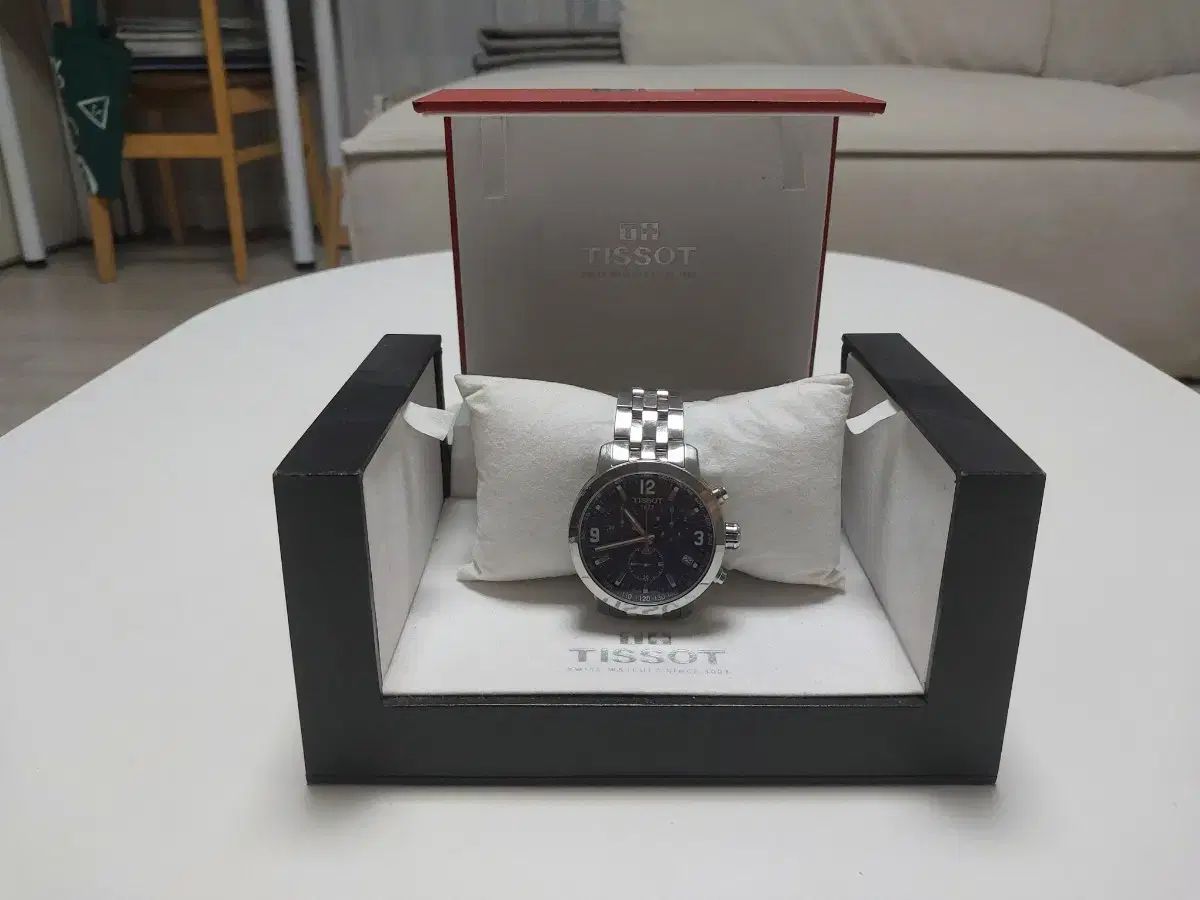 TISSOT ティソ PRC200 出品