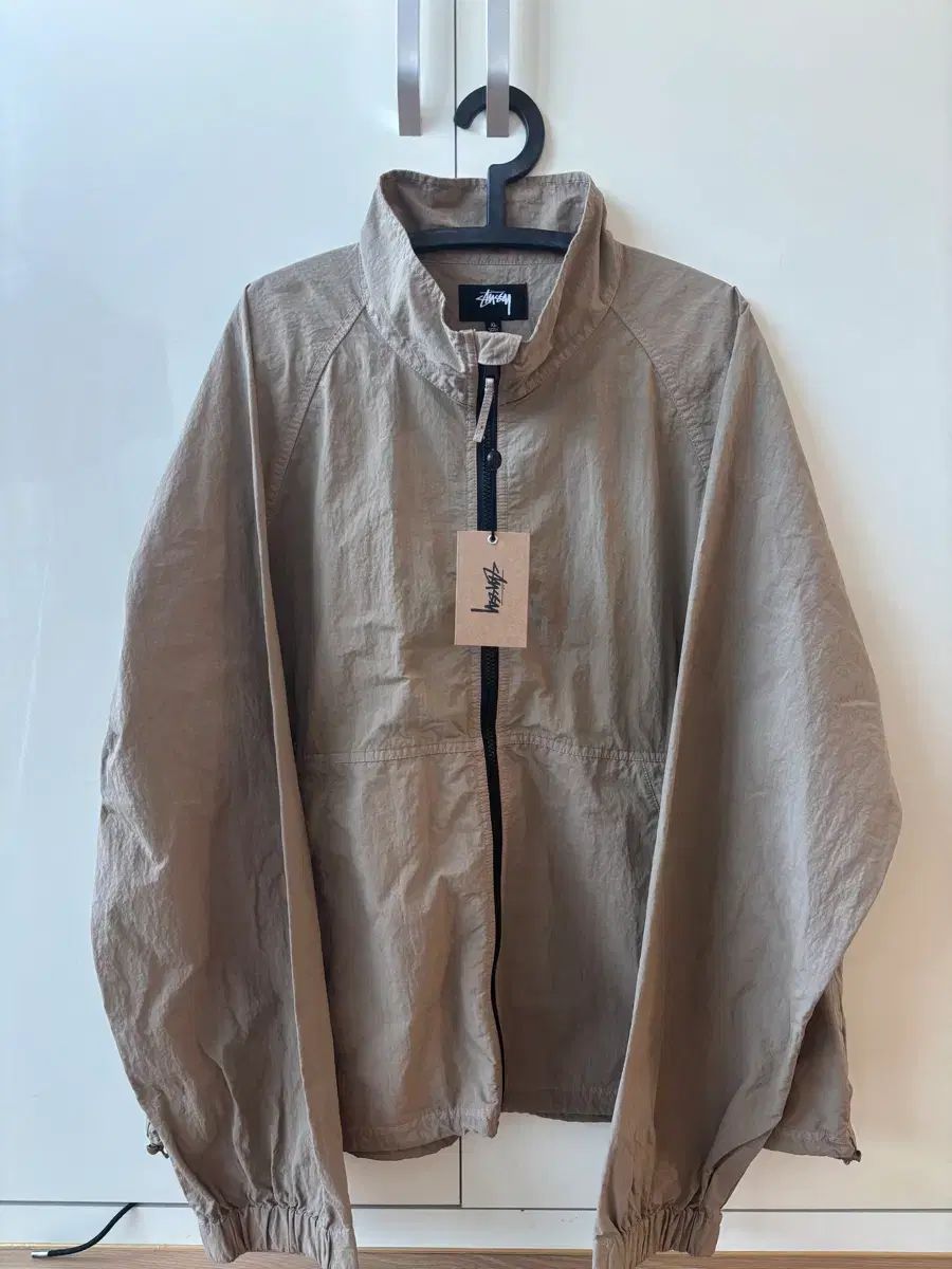 STUSSY ウォームアップ ジャケット XL (コヨーテ)