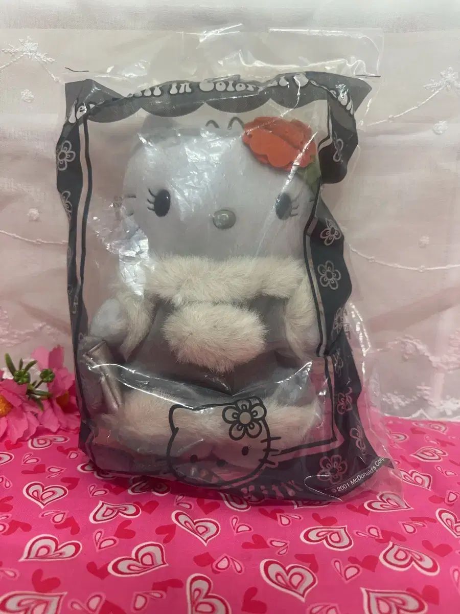 2001 マクドナルド クラシック HELLO KITTY ぬいぐるみ