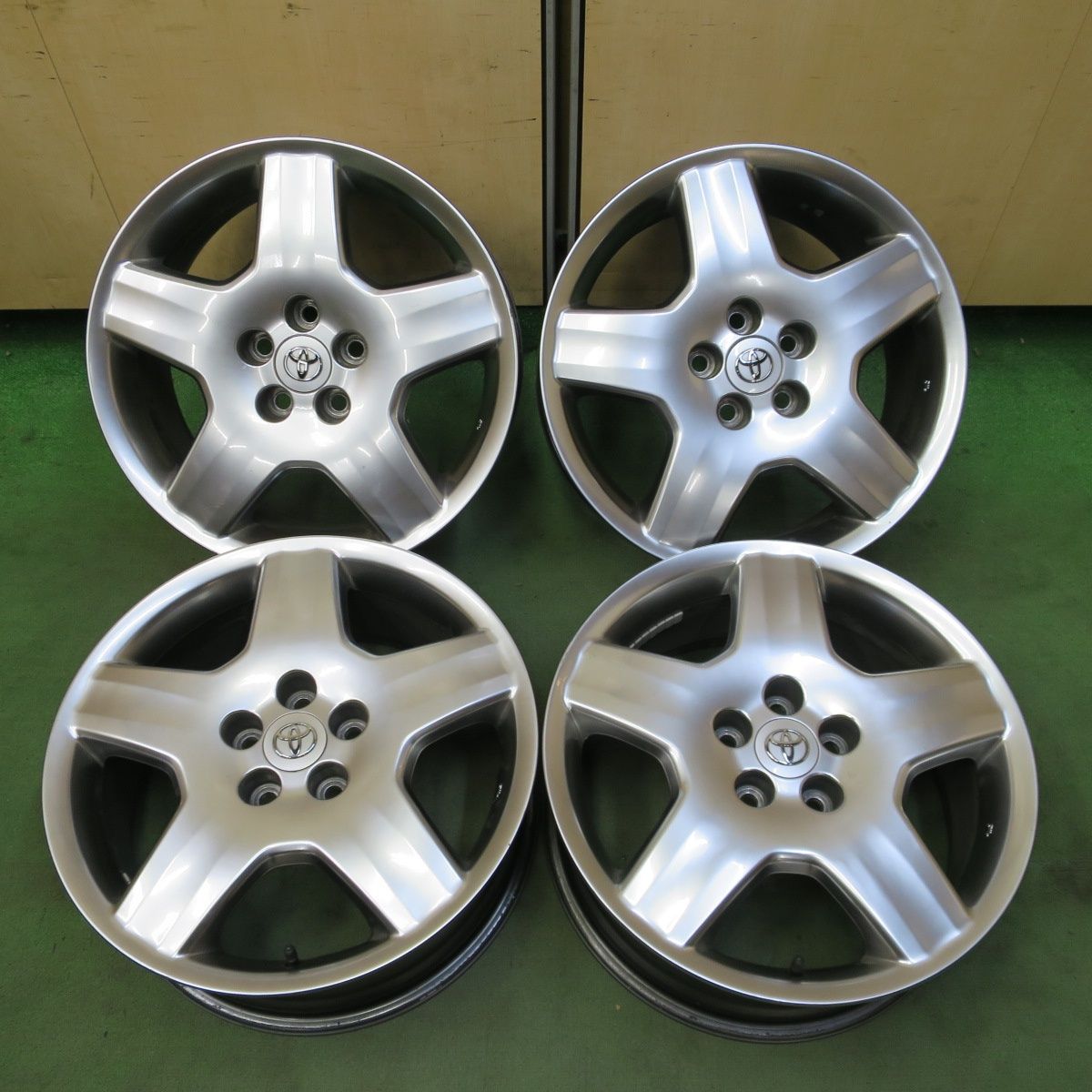 [送料無料] 4本価格★トヨタ 30系 セルシオ eR仕様 純正 ホイール 18インチ 18×7.5J PCD114.3/5H★6072202NGホ