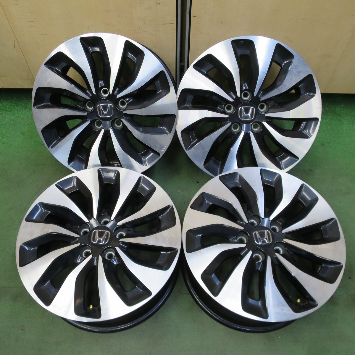 [送料無料] 4本価格★ホンダ CR6 CR7 アコード ハイブリッド 純正 ホイール 17インチ 17×7.5J PCD114.3/5H★6072502NGホ
