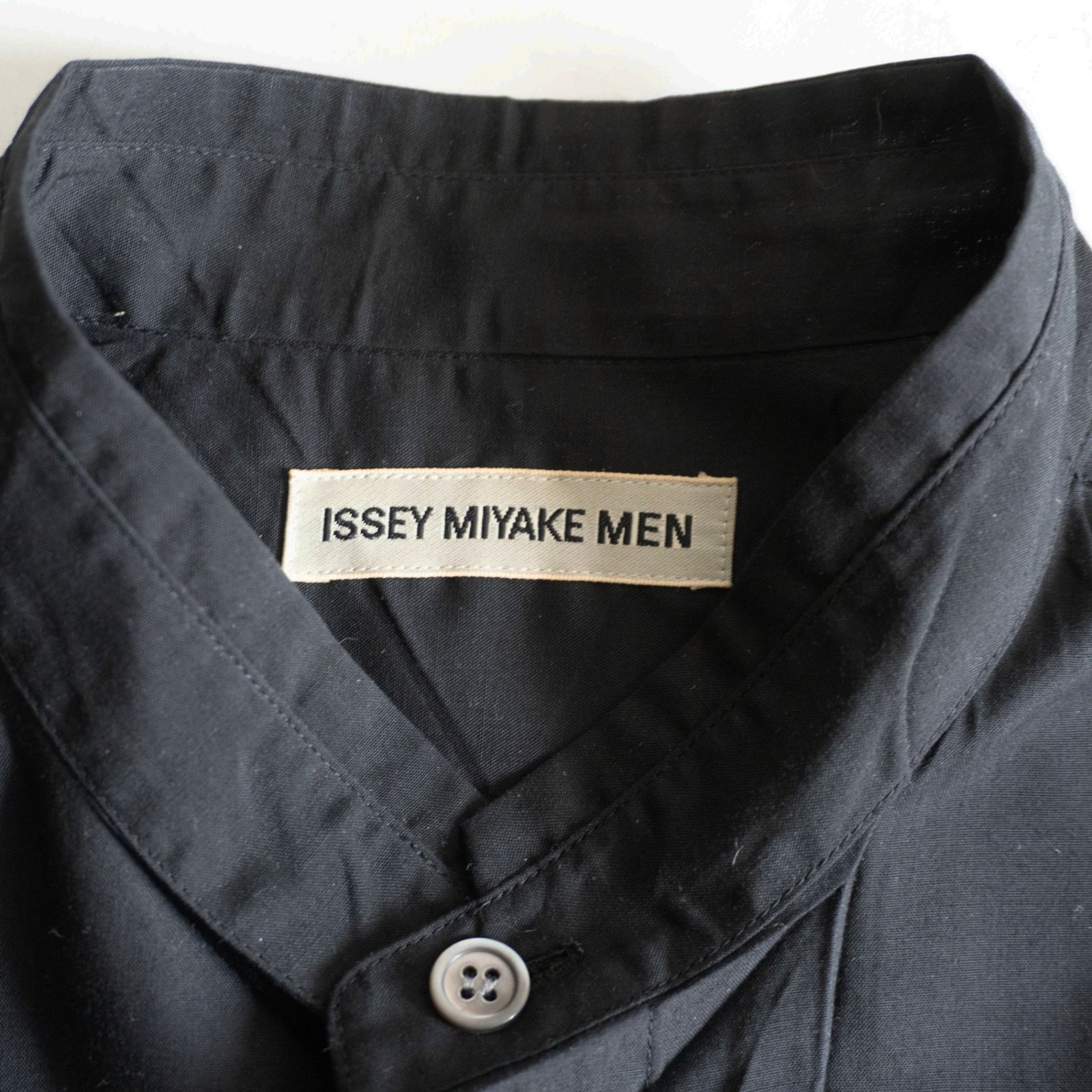 美品】ISSEY MIYAKE MEN【プリーツ加工 シャツ】 2 ブラック イッセイ