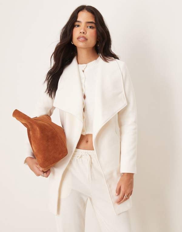 ヴィラ レディース アウター コート VILA waterfall belted coat in birch cream Birch クリーム