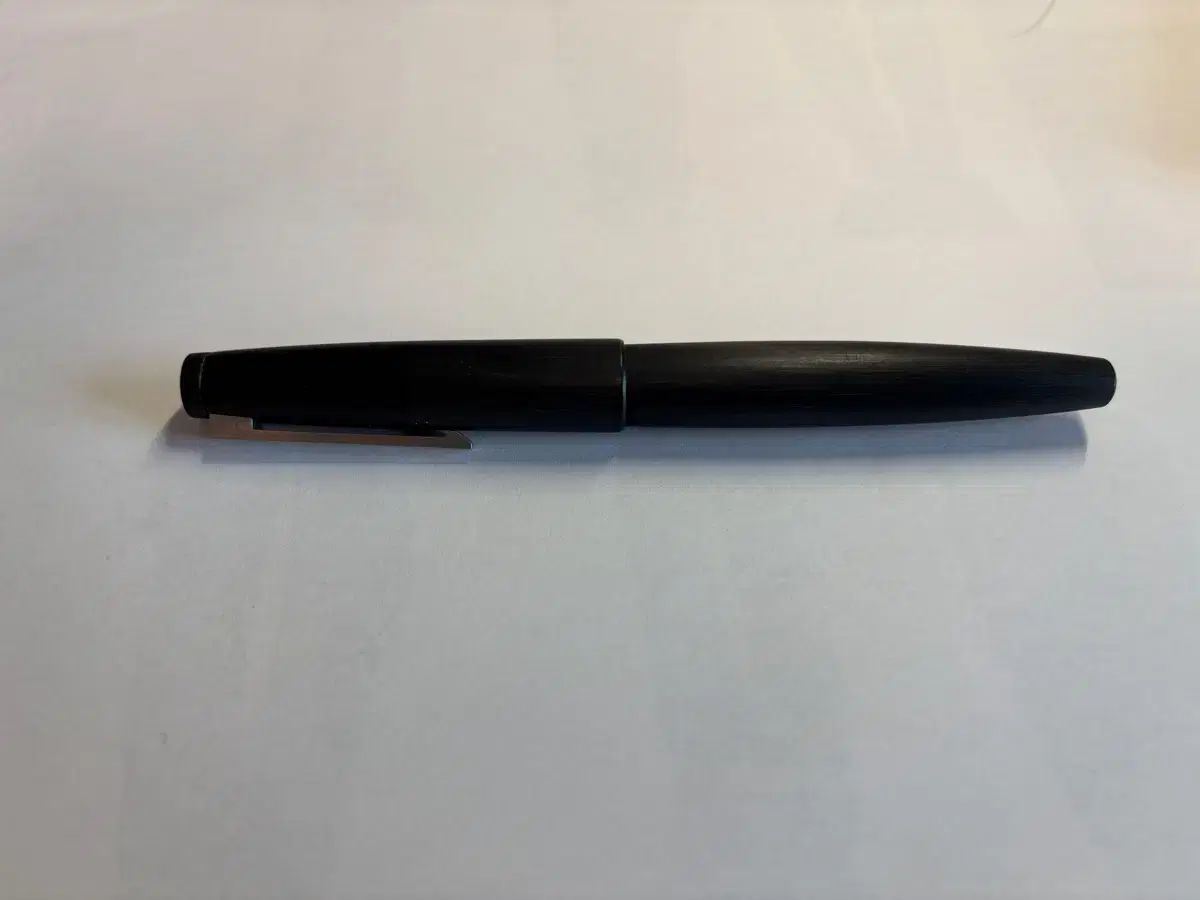 LAMY 2000 万年筆 Fニブ