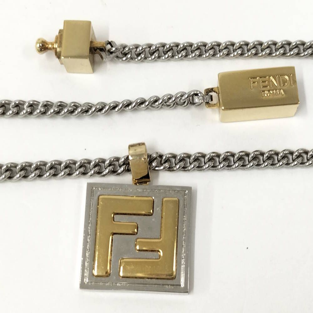 FENDI FFロゴ スクエアネックレス シルバー ゴールド - メルカリ