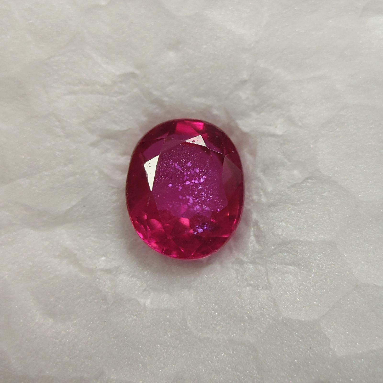 天然ルビー 0.51ct 約4.8mmｘ4.0mmｘ2.4ｍｍ ジュエリー外し r0029