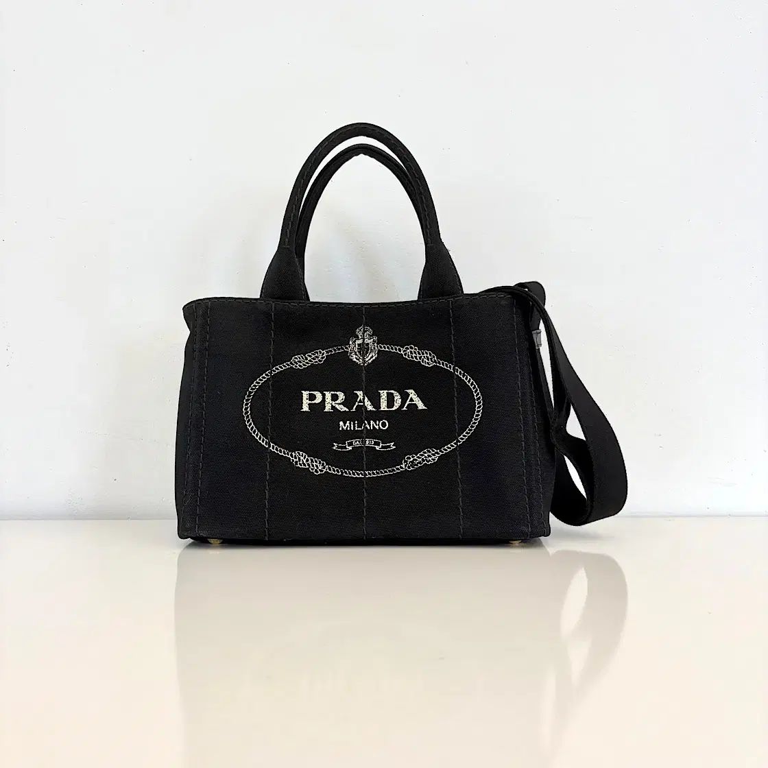 PRADA（プラダ） 有馬かな カナパ キャンバス トート ショルダーバッグ ブラック (024)