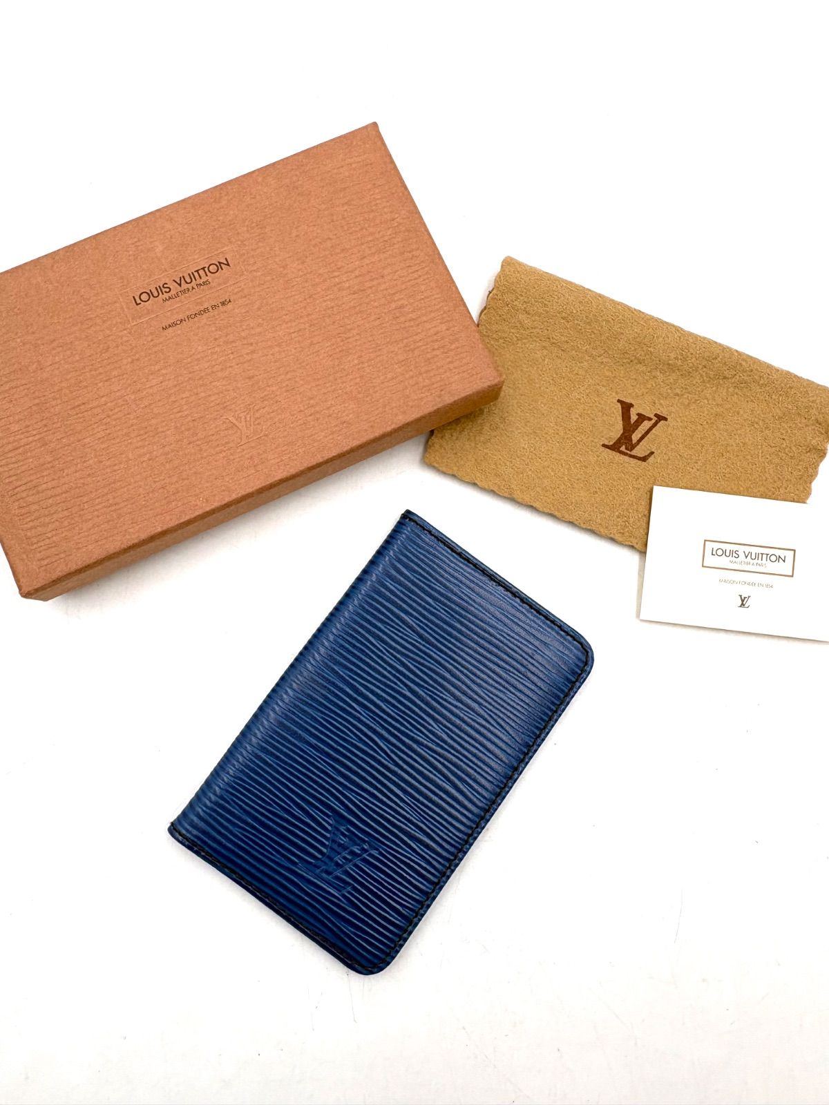 LOUIS VUITTON ルイヴィトンル 青 ブルー　トレドブルー　エピ レザー メンズ カードケース 名刺入れ　箱付き