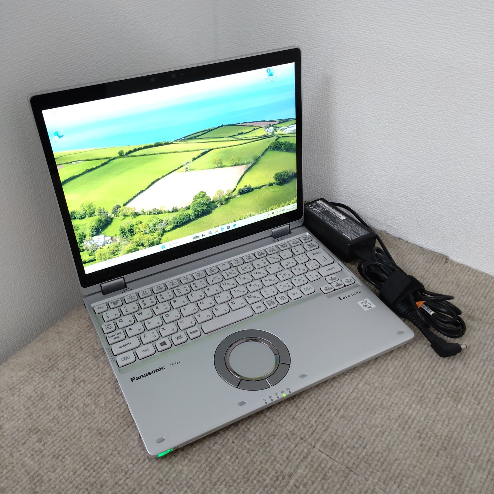 【送料無料】Panasonic CF-QV9 / 2in1タッチ / I7-10810U / 16GB / SSD512GB / Win11 / バッテリー良好 / LTE / カメラ内蔵 / 12型 / NB581