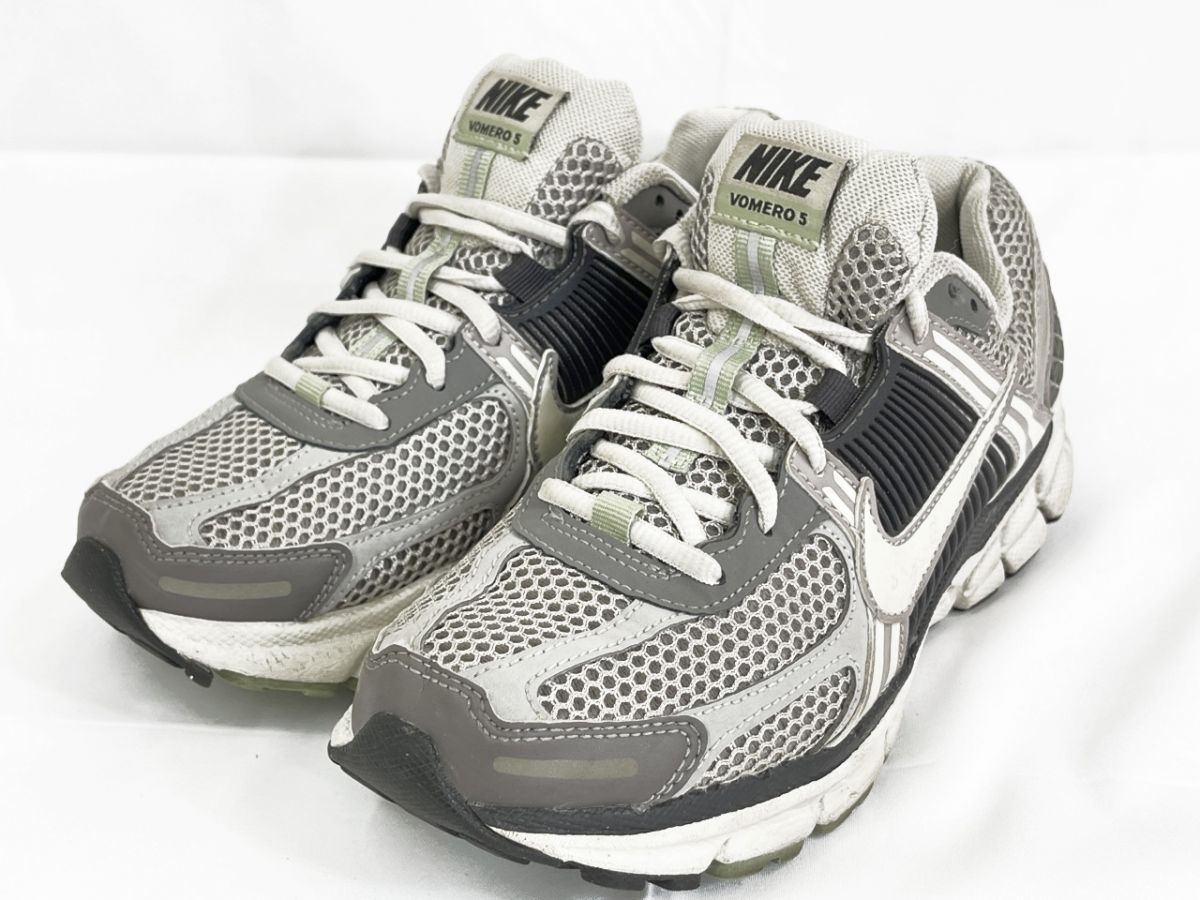 NIKE Nike W ZOOM VOMERO5 Vomero 5 FB8825-001 Low Top Sneakers Size 24.0/Gray ■■Women