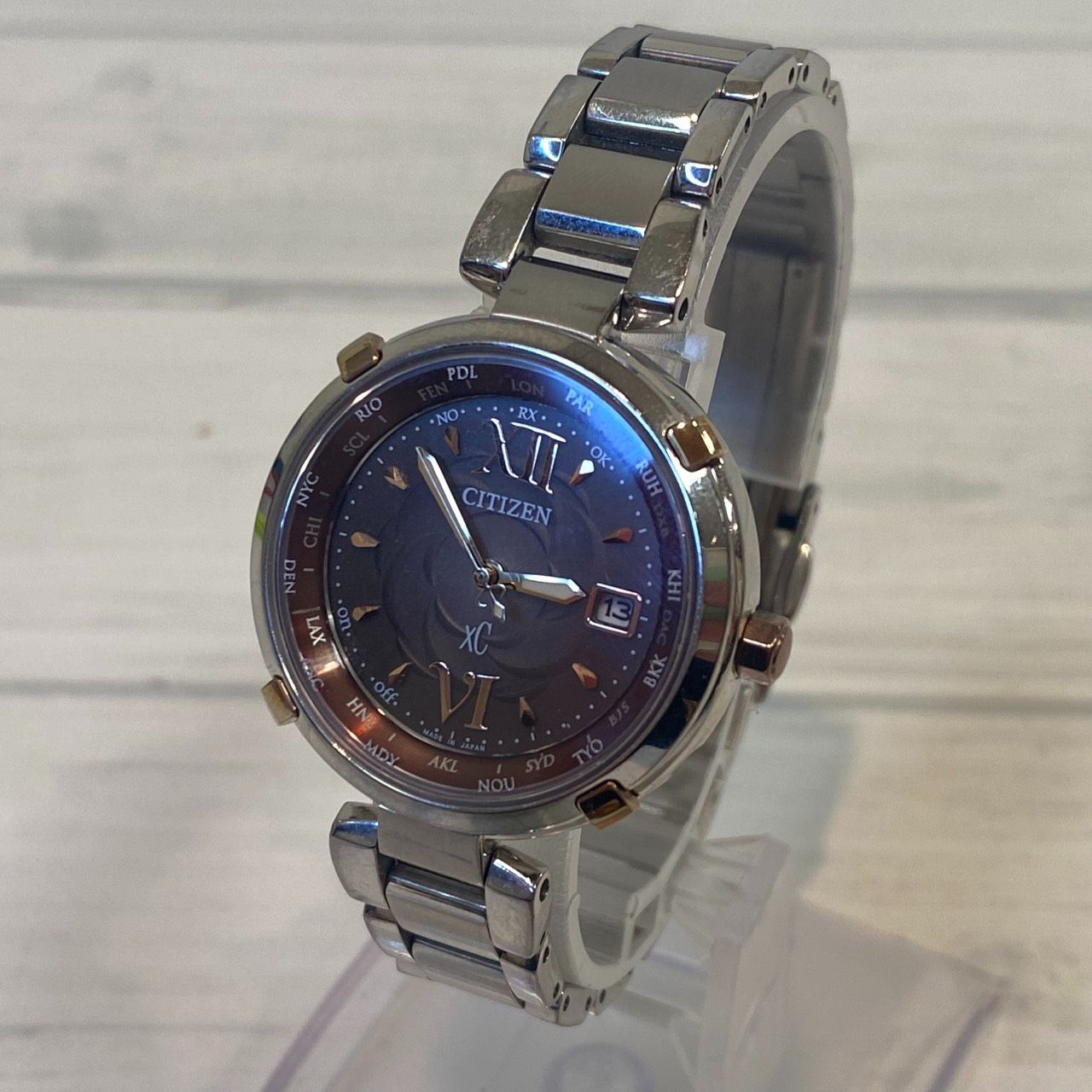 【塩】CITIZEN シチズン XC クロスシー ハッピーフライト H240-T020119 茶色 ブラウン【24428SK】G31