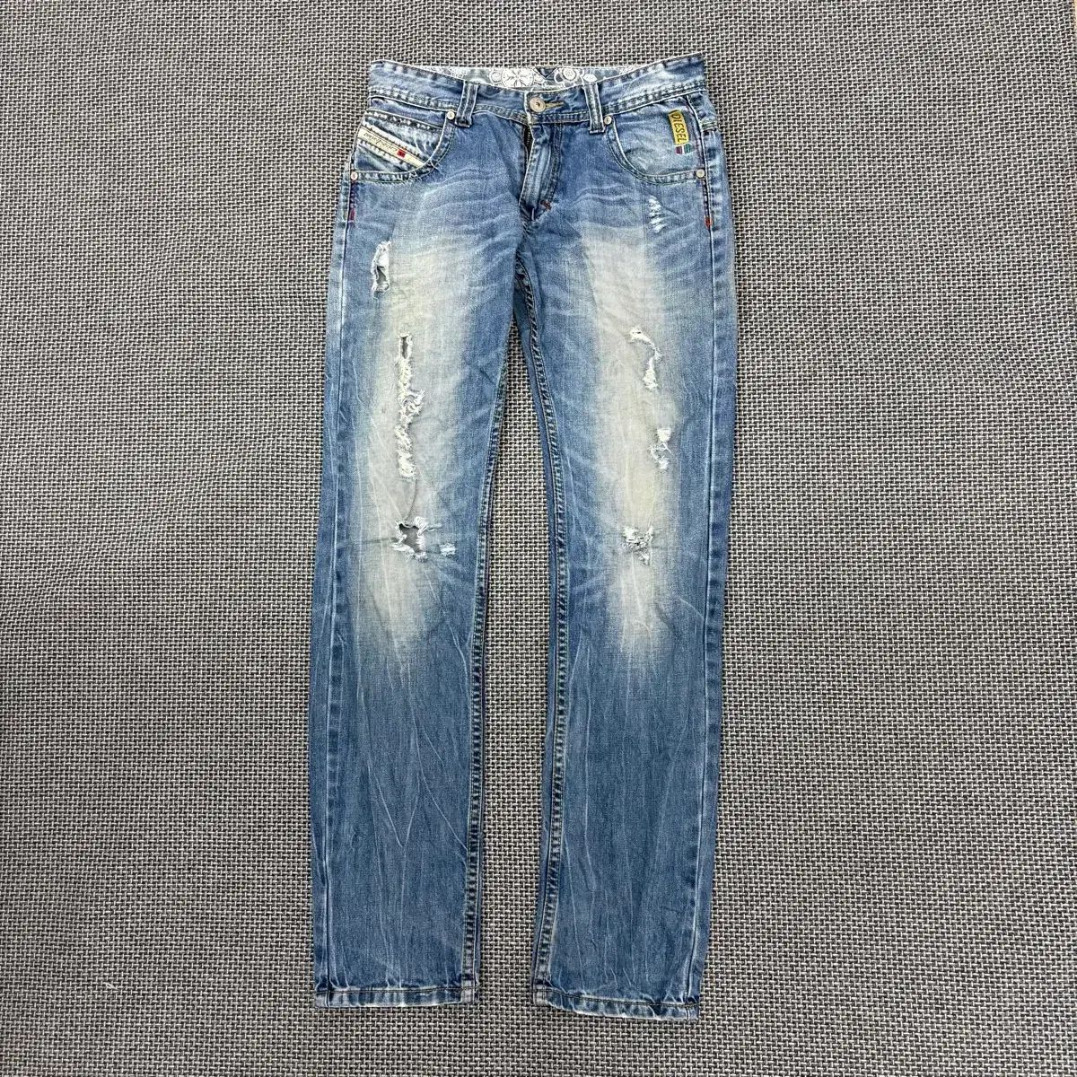 DIESEL デニム ウォッシュ ダメージ パンツ