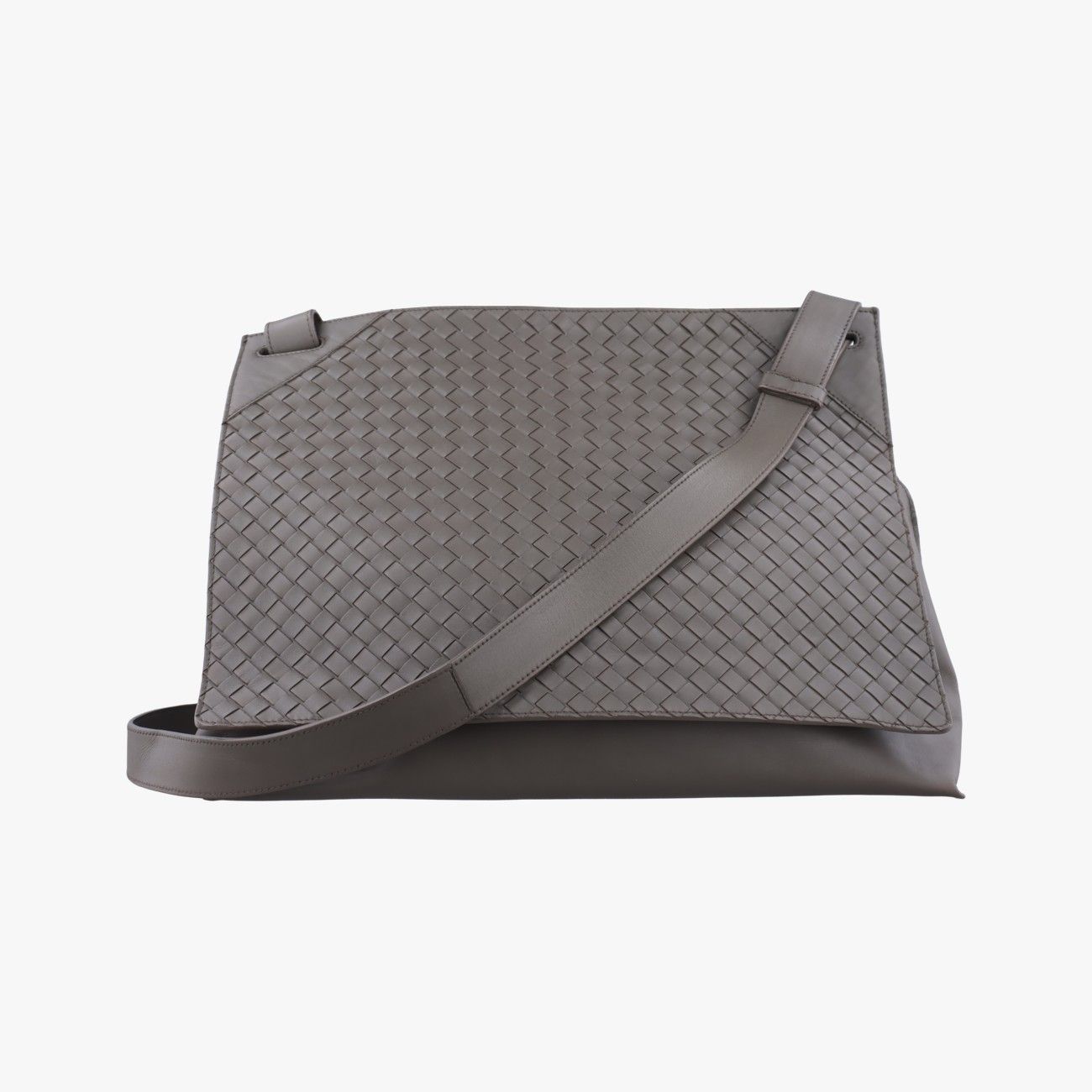 ボッテガヴェネタBottega Venetaイントレチャート グレー ラムスキン B02753975R 44,200円