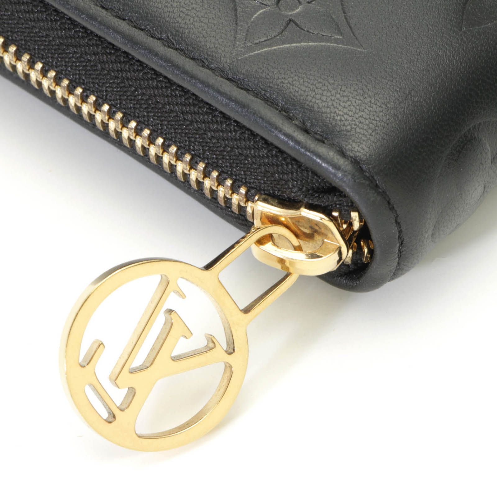 LOUIS VUITTON（ルイ・ヴィトン） 美品 モノグラムクッサン ジッピー 