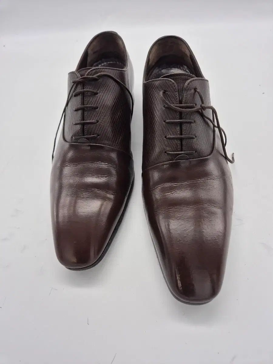 Louis Vuitton Classic ブラウン 255mm 29,335円
