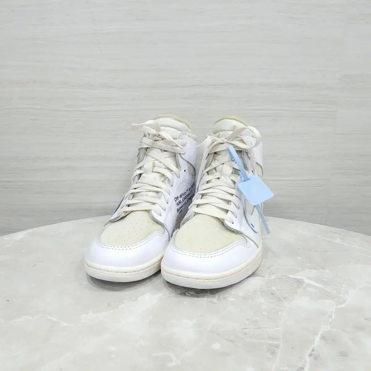 270 / オフホワイト X NIKE シカゴ NRG ジョーダン1 スニーカー
