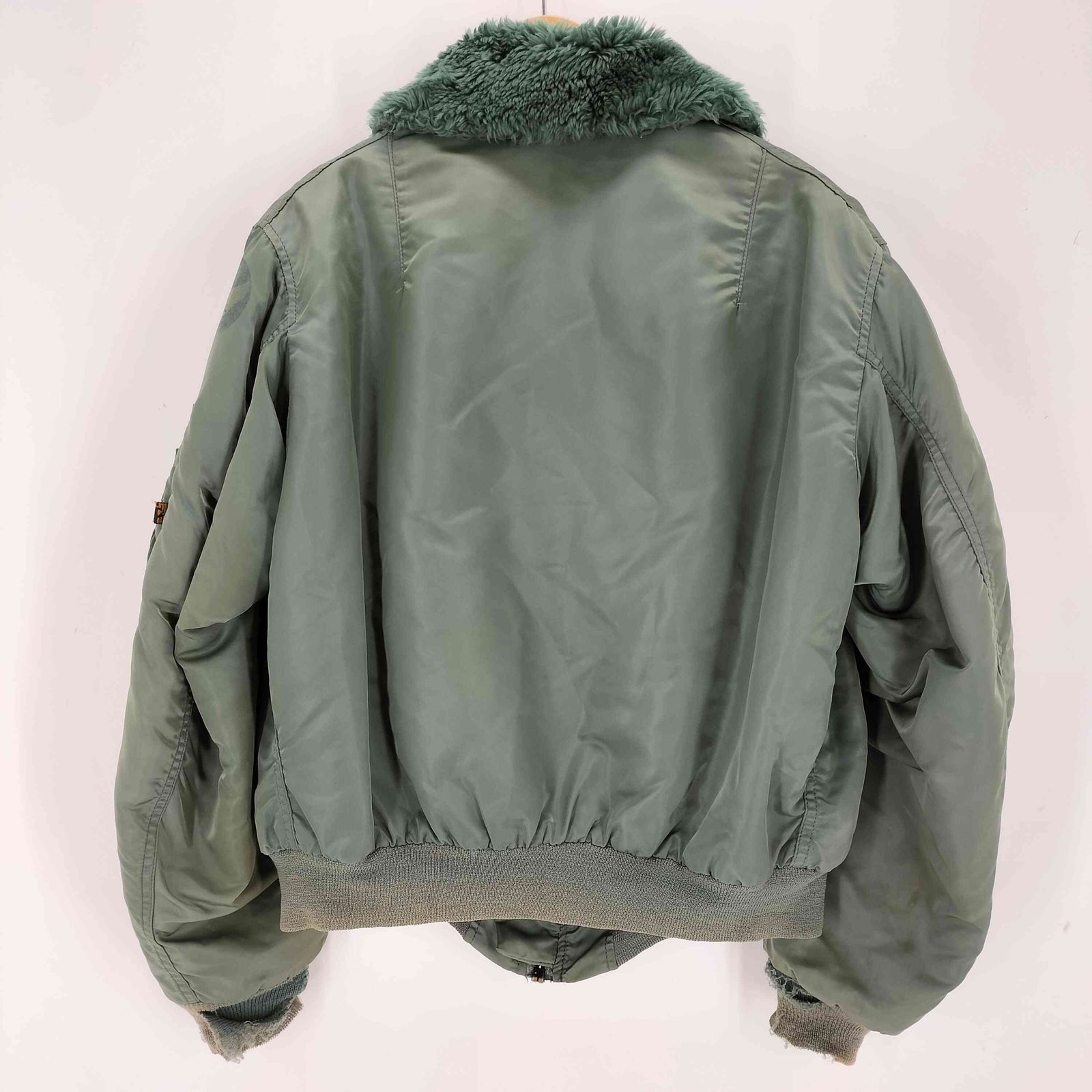 アルファインダストリーズ ALPHA INDUSTRIES 復刻 B-15D フライト