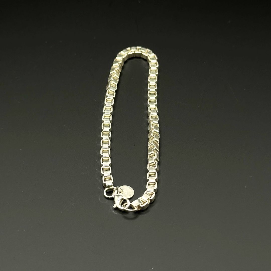 美品】Tiffany & Co ベネチアン ブレスレット シルバー SV925 - メルカリ