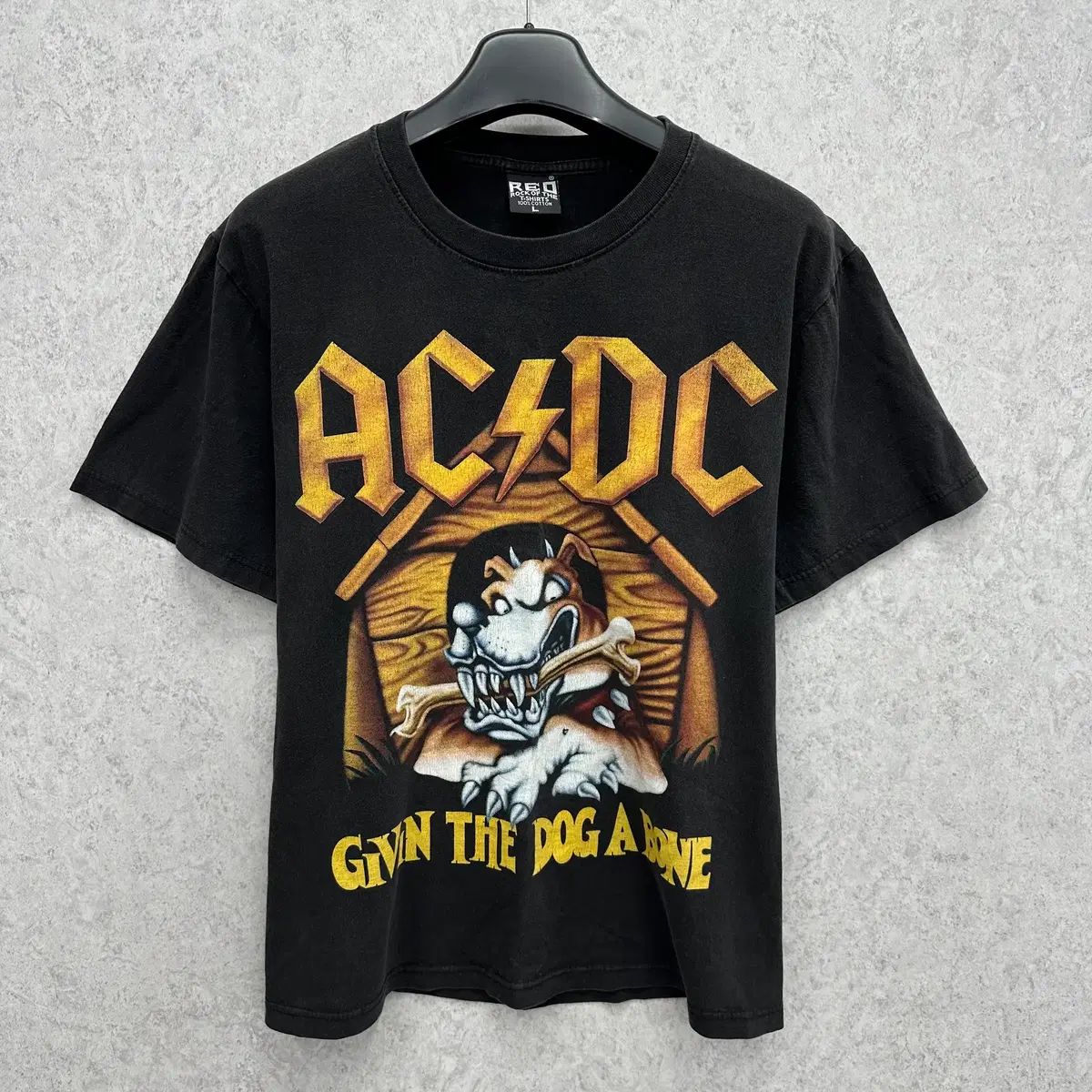 100 AC/DC ヴィンテージ メンズ 半袖 バンドTシャツ