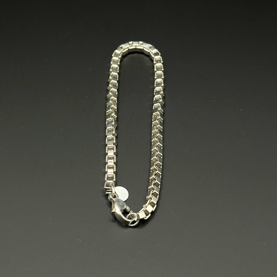 美品】Tiffany & Co ベネチアン ブレスレット シルバー SV925 - メルカリ