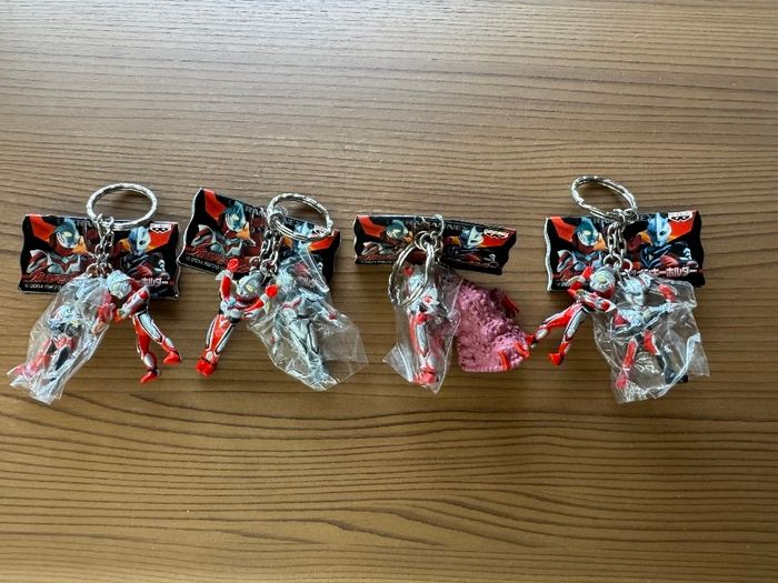 ウルトラマン ネクサス ツインキーホルダー 4個まとめ売り☆ - メルカリ
