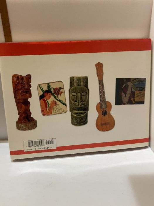 Aloha Spirit: Hawaiian Art and Popular Design Schiffer Pub Ltd
