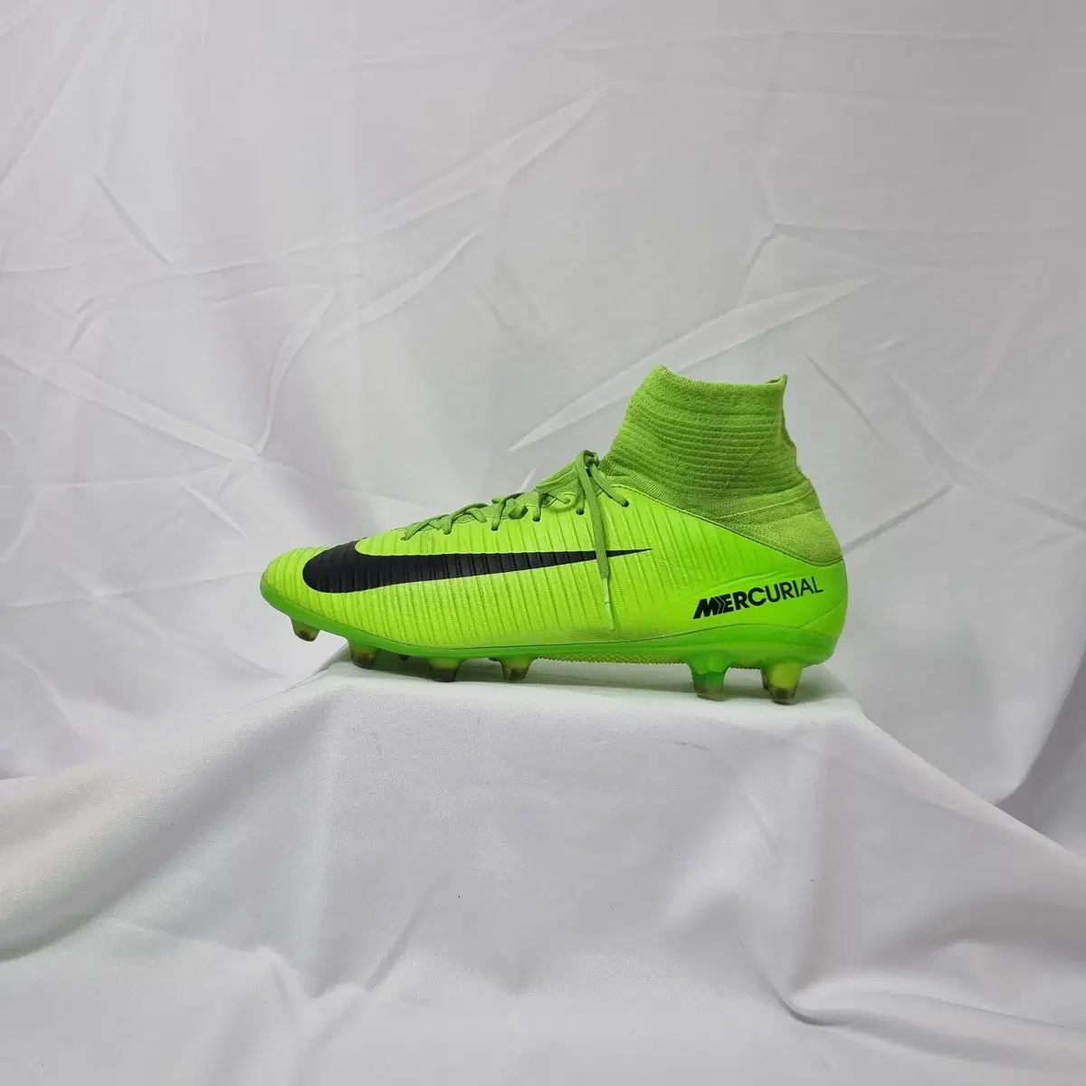 270 NIKE マーキュリアル ベローチェ 3 ダイナミック フィット サッカーシューズ フットサルシューズ