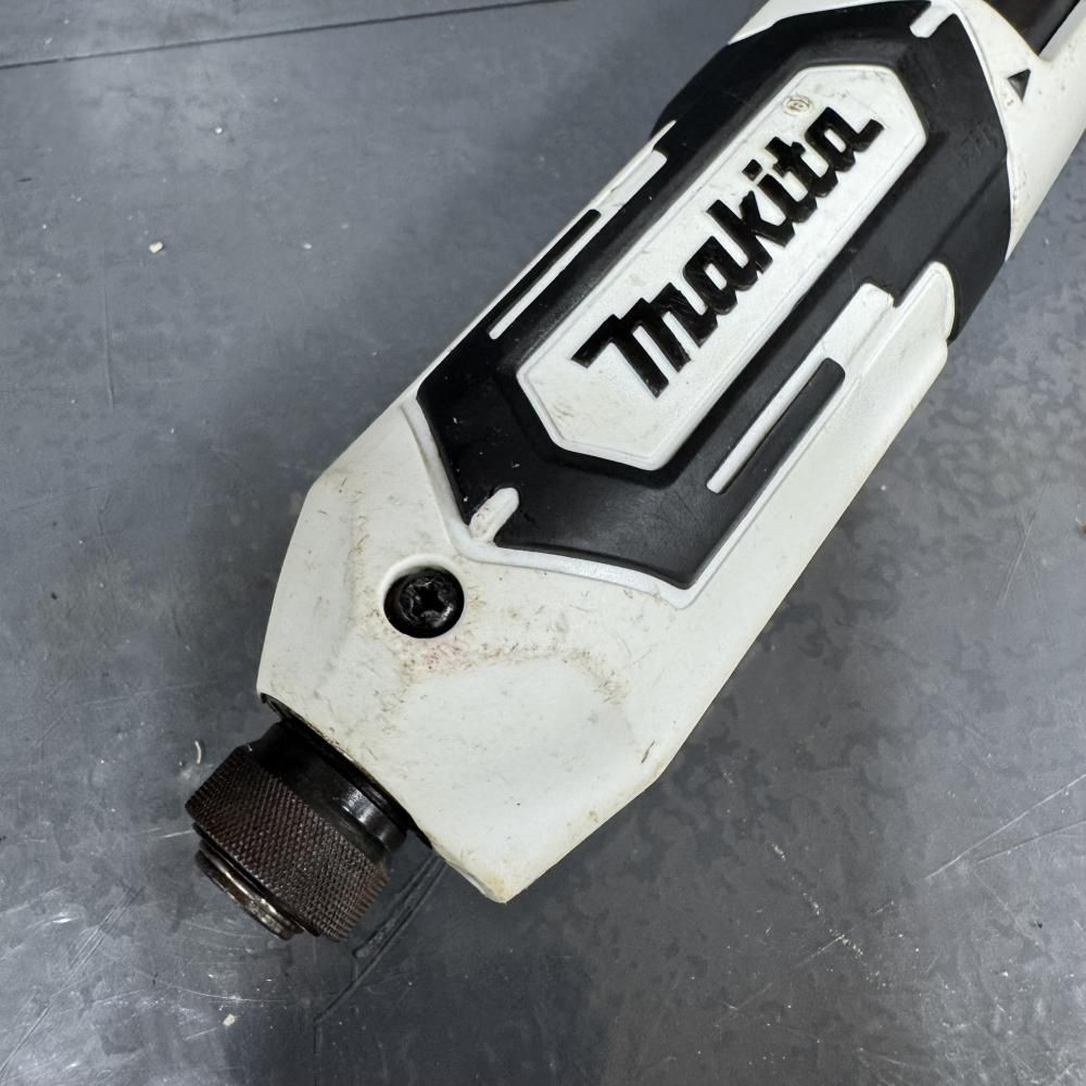 【中古】makita TD022DSHX 7.2V充電式インパクト(バッテリー3つ付) 【中古】makita TD022DSHX 7.2V充電式インパクト(バッテリー3つ付)