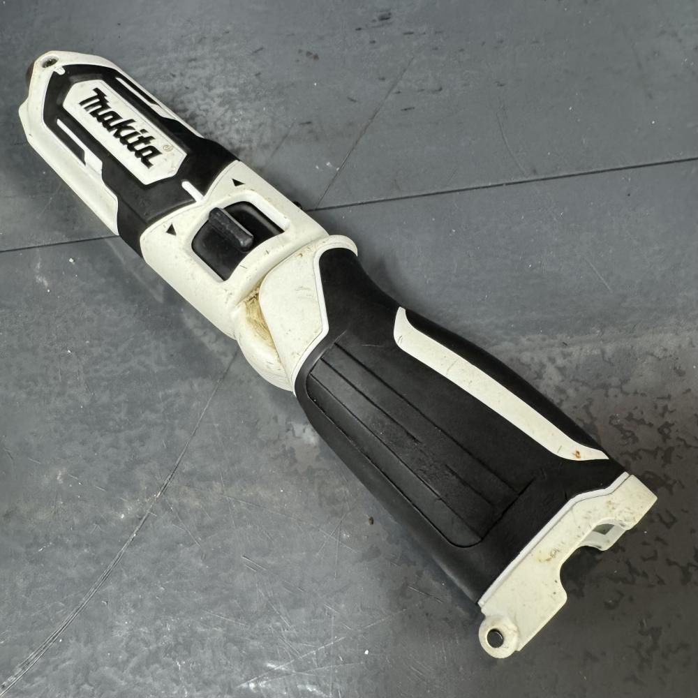 【中古】makita TD022DSHX 7.2V充電式インパクト(バッテリー3つ付) 【中古】makita TD022DSHX 7.2V充電式インパクト(バッテリー3つ付)
