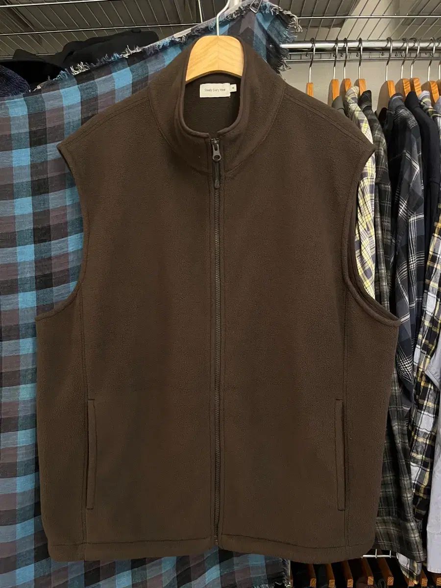 4 ステディエブリウェア フリース ベスト 6,352円