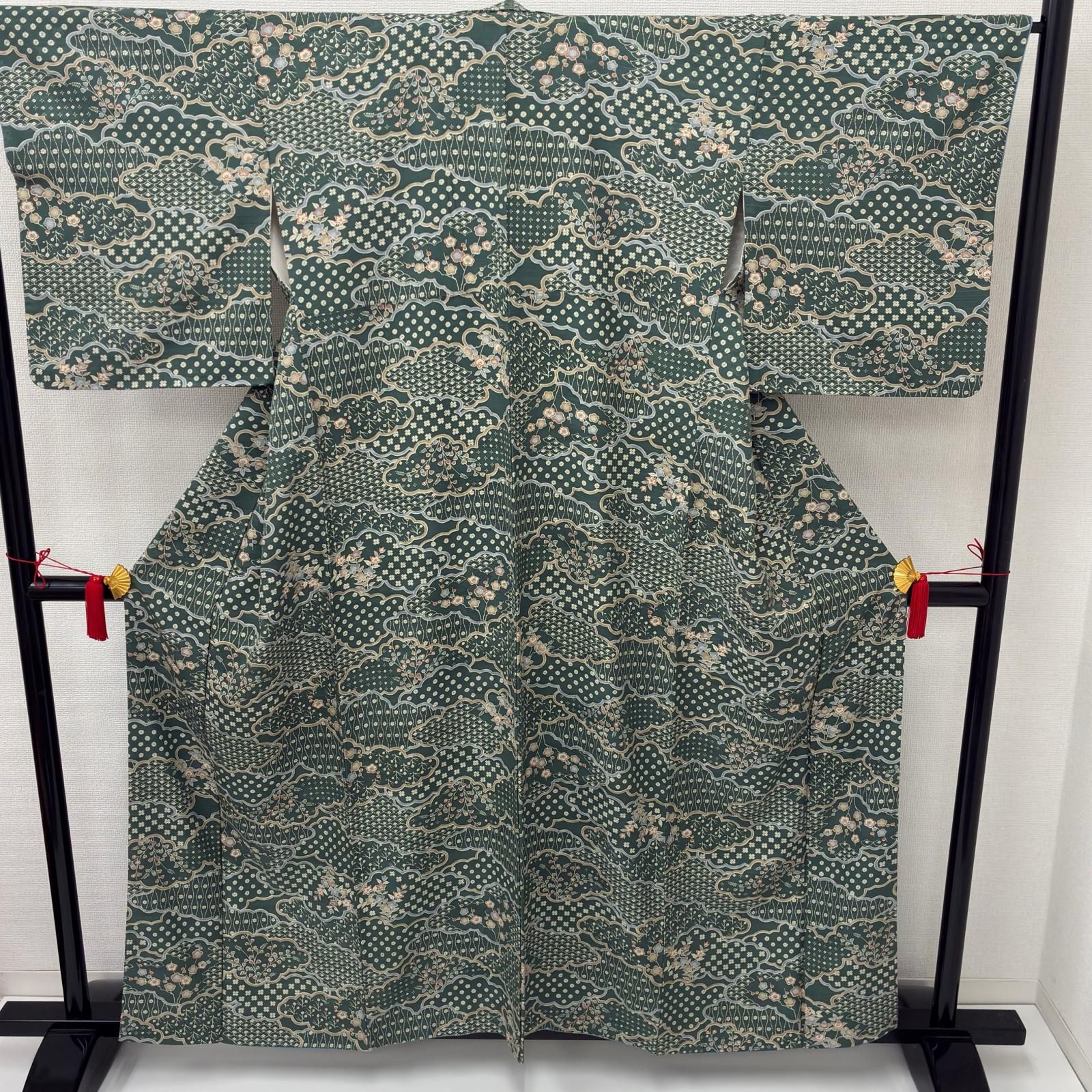 小紋 総柄の美しい草花 染め 正絹 MK-9732 - メルカリ