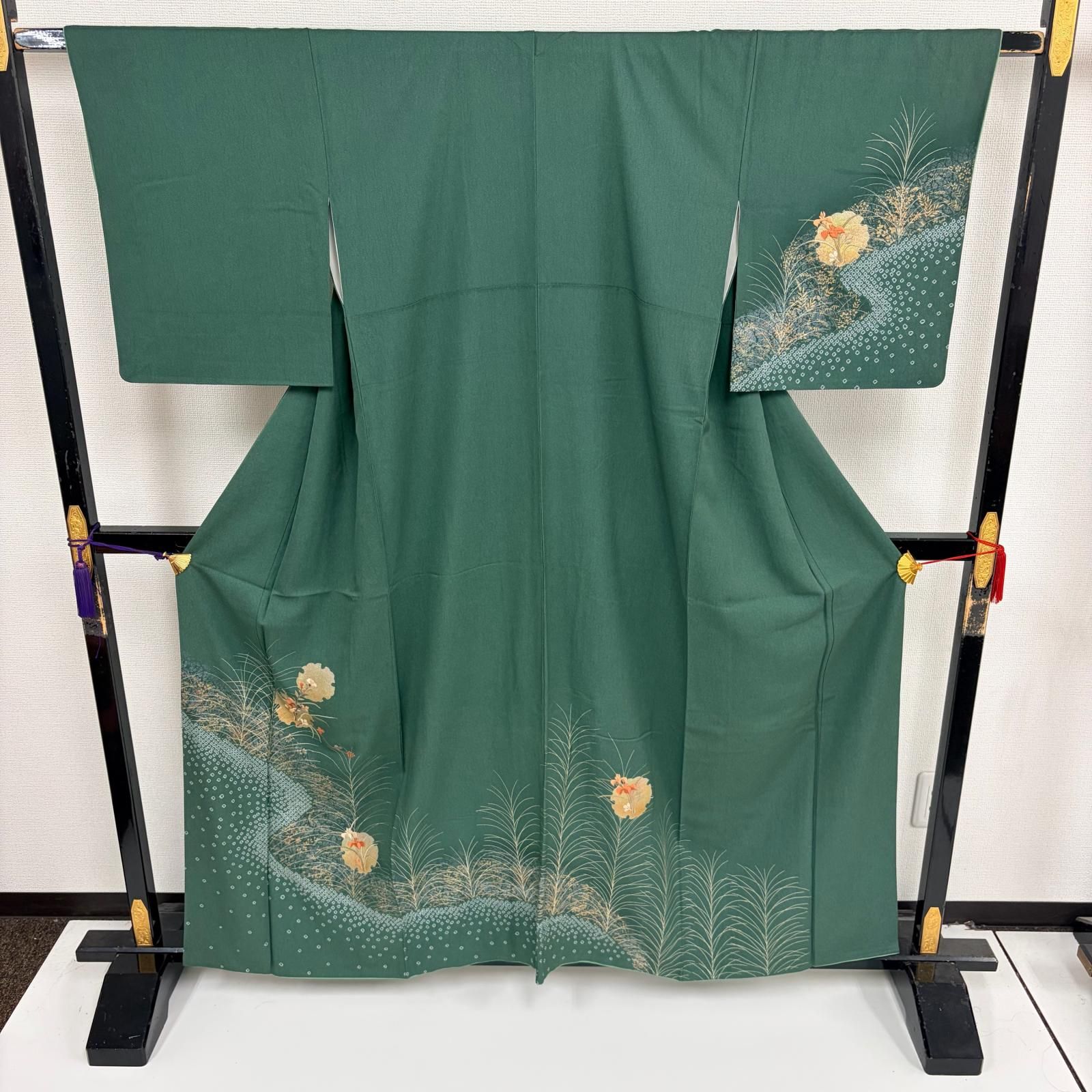 付け下げ 正絹 雪輪 花 刺繍 美しい染めの花 袷 着物 MK-9988 - メルカリ