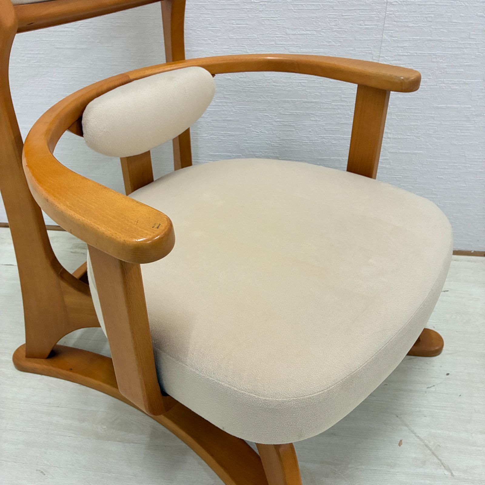 起立木工　座面回転式　ダイニングチェア　ロータイプ　座椅子　ブナ材　2脚セット 起立木工 座面回転式 ダイニングチェア ロータイプ 座椅子 ブナ材 2脚