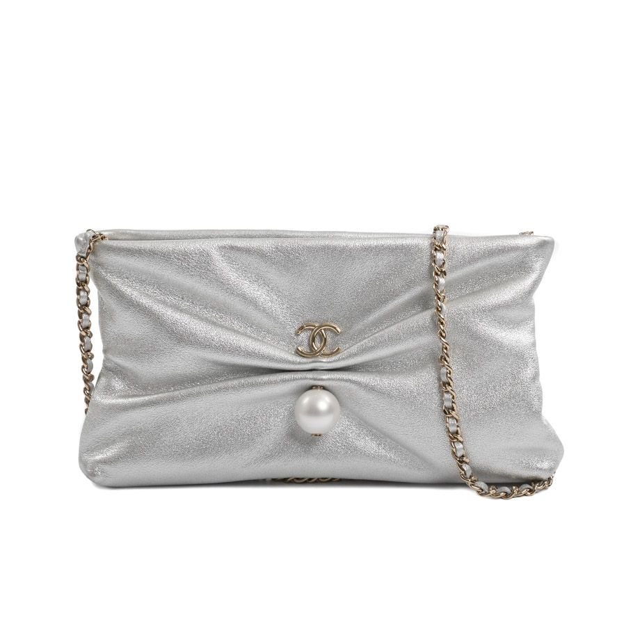 CHANEL シャネル ショルダーバッグ チェーンクラッチバッグ AP4613