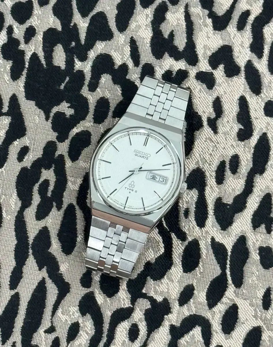 70s ヴィンテージ SEIKO セイコー タイプ II クオーツ