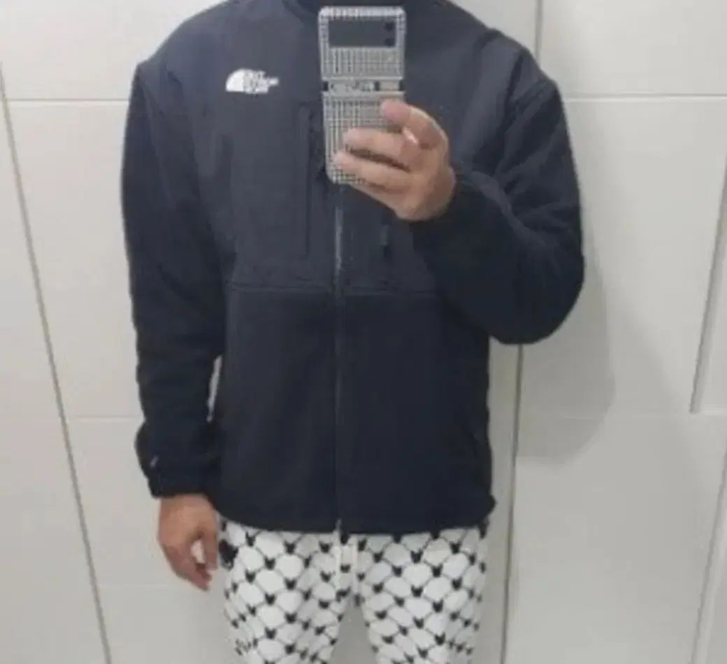 (新品) THE NORTH FACE ザノースフェイス フリース チャコール&ブラック 110(2XL) ジム ランニング