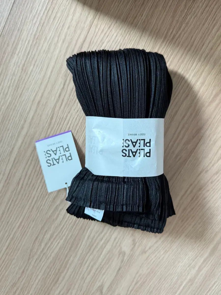 ISSEY MIYAKE イッセイミヤケ PLEATS PLEASE プリーツプリーズ ベーシック ロング スカート ブラック