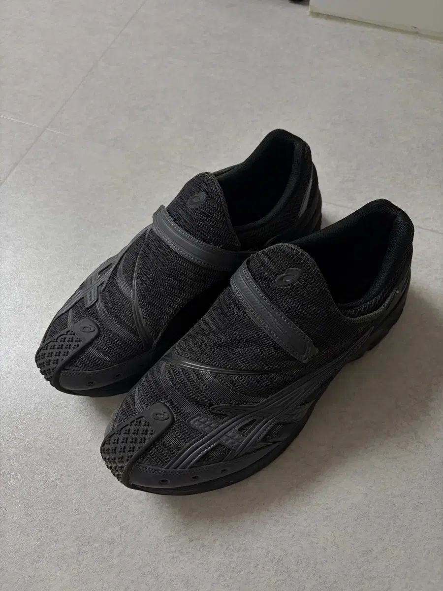 290 アシックス キコ ゲルリール2 グラファイトグレー 37,181円