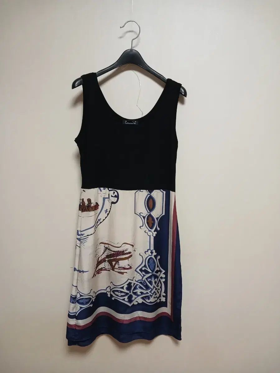 DKNY ドナカラン ONE PIECE 2 6,224円