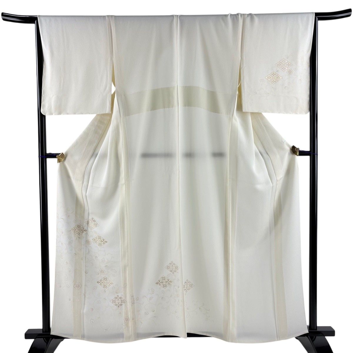 【美品】 訪問着 身丈160cm 裄丈65.5cm M 単衣 花唐草 花菱 金銀彩 クリーム 正絹 秀品 【中古】