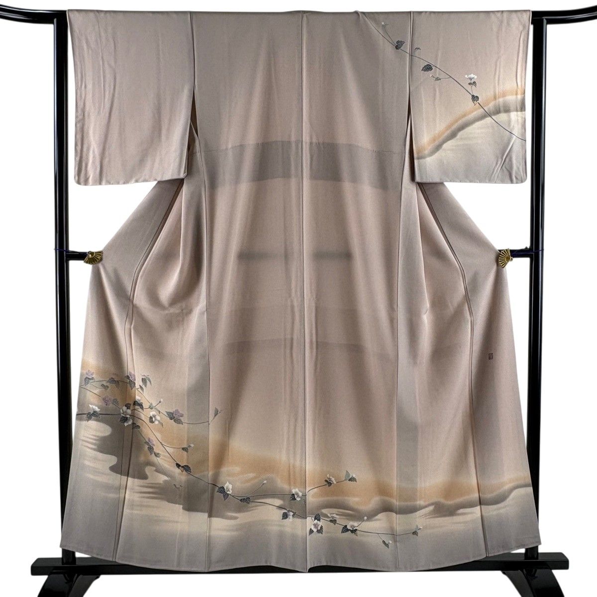 訪問着 身丈157cm 裄丈63cm S 袷 落款 枝花 霞 染め分け ピンクベージュ 正絹 秀品 【中古】