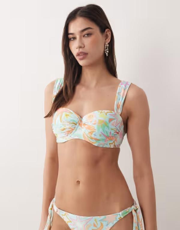 ネバーフリードレスド レディース 水着 トップのみ プリント Never Fully Dressed strappy cupped bikini top sun print part of a set 18,346円