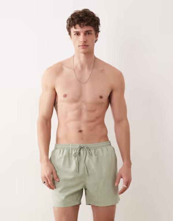 サウスビーチ メンズ 水着 ハーフパンツ・ショーツ ショートパンツ South Beach swim shorts in sage GREEN グリーン 9,225円