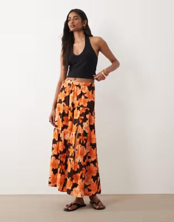 ミスセルフフリッジ レディース ボトムスカート ティアード プリント マキシ Misselfridge spun tiered maxi skirt in orange hibiscus print 12,586円